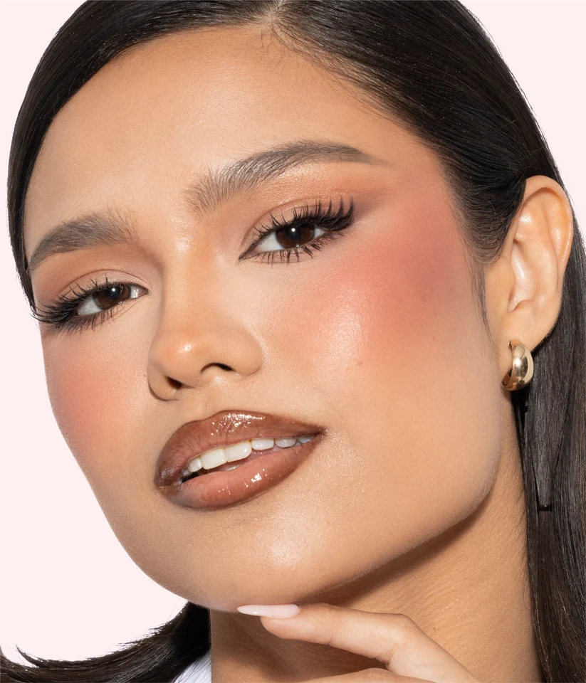 Huda Beauty Blush Filter Palette 7.5g – Blurring Blushlighters for a Radiant Flush