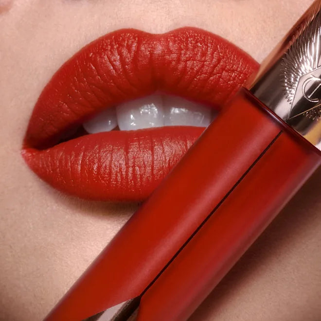 Charlotte Tilbury Airbrush Flawless Lip Blur 6.8ml – Matte Liquid Lipstick