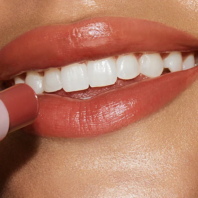 Charlotte Tilbury Hyaluronic Happikiss 2.4g – Hydrating Gloss Balm Lipstick