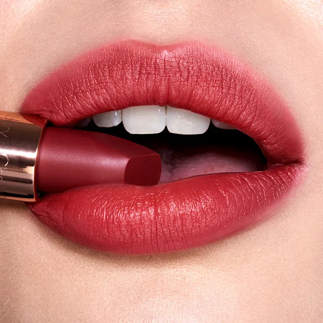 Charlotte Tilbury Matte Revolution Lipstick 1.1g – Mini Luminous Modern Matte