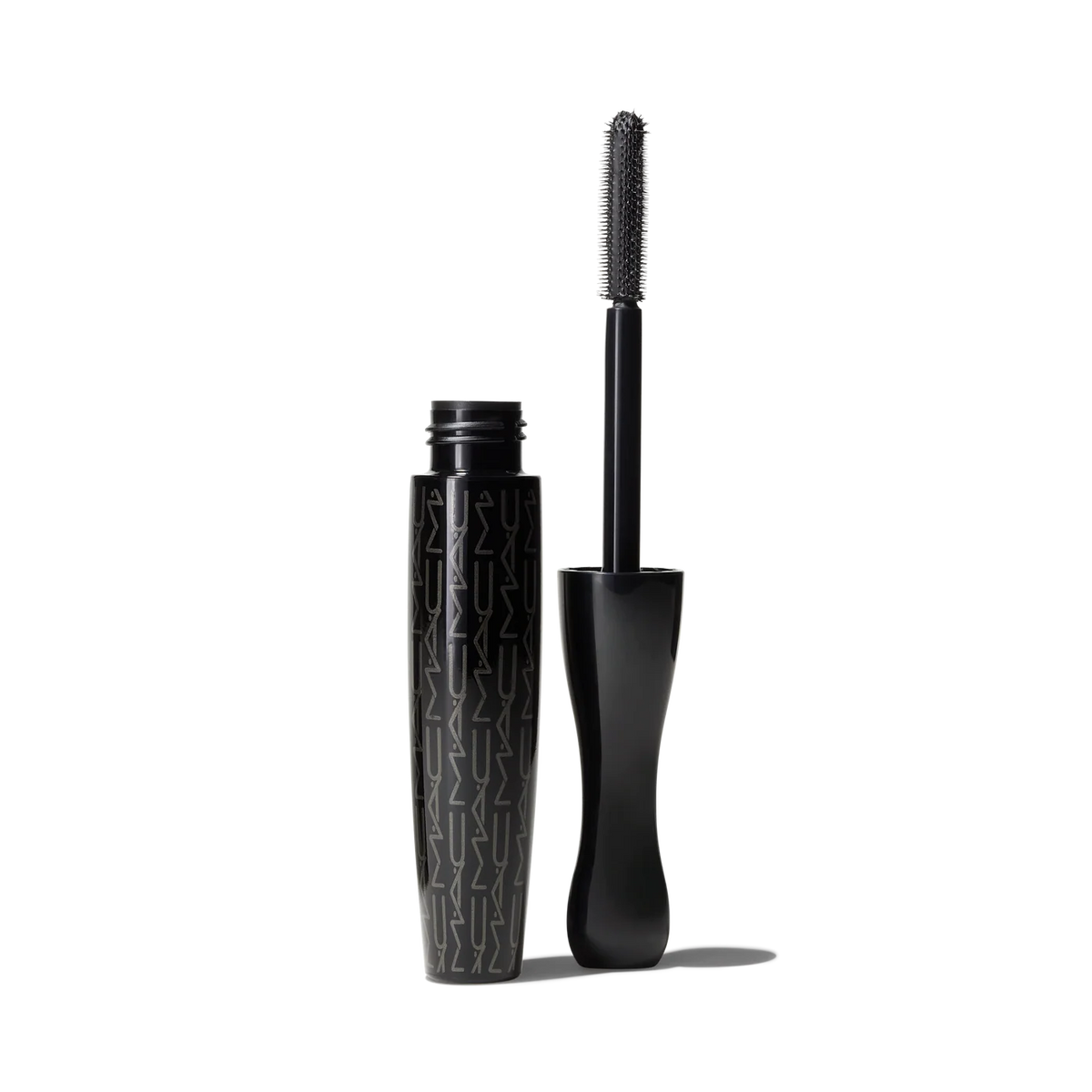 MAC In Extreme Dimension 3D Black Lash Mascara Volumizing and Curling Formula