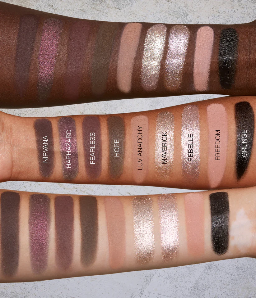Huda Beauty Pretty Grunge Eyeshadow Palette