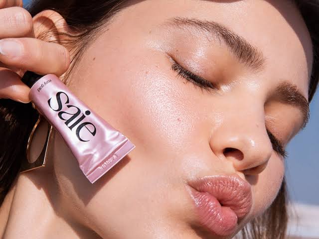 Saie Dew Balm Bouncy Marshmallow Highlighter 10ml – Dewy Face Highlighter