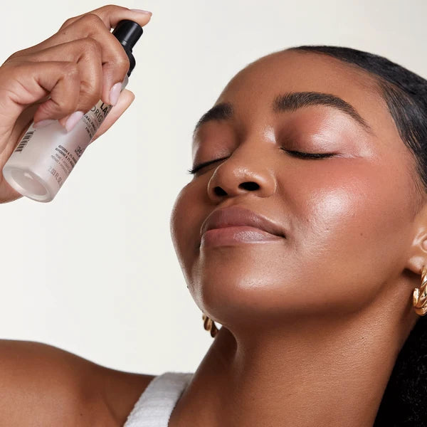 Milani Make It Last Original Natural Finish Setting Spray - Glycerin & 2% Niacinamide (2.03 Fl Oz / 60ml)