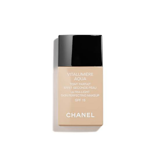 CHANEL Vitalumière Aqua Ultra-Light Skin Perfecting Makeup – Lightweight Foundation