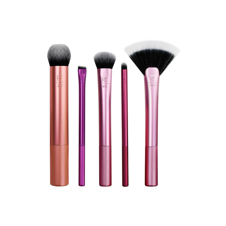 Real Techniques Artist Essentials Makeup Brush Set – Foundation, Contour, Highlighter, Blush, Liner & Lip Brushes