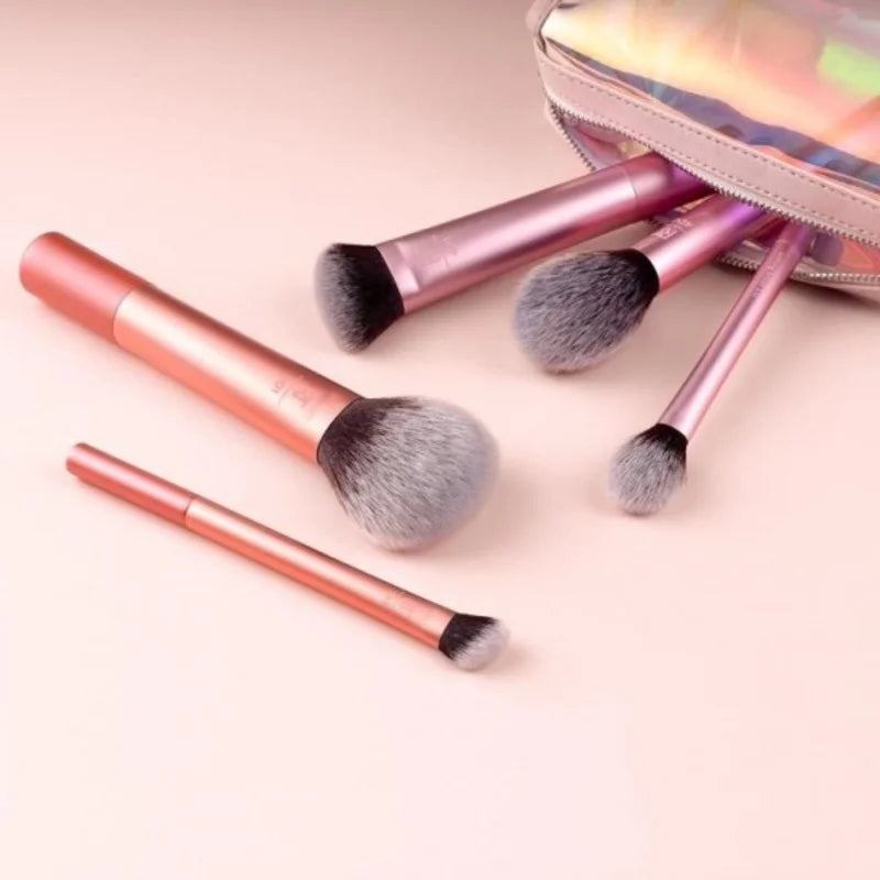 Real Techniques Face Essentials Makeup Brush Set – Blush, Highlighter, Powder, Nose Shadow & Contour Brushes
